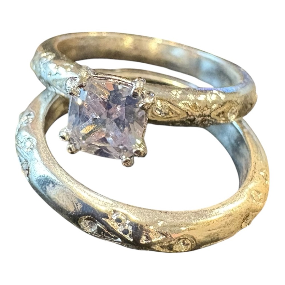 AVON Paradise Bliss 2-Piece CZ Engagement Ring and Band Set – Size 9 (2012) J13